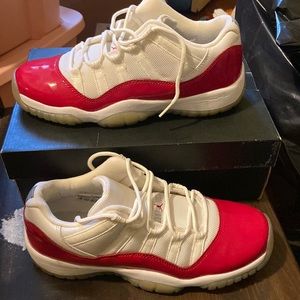 Jordan 11 Low